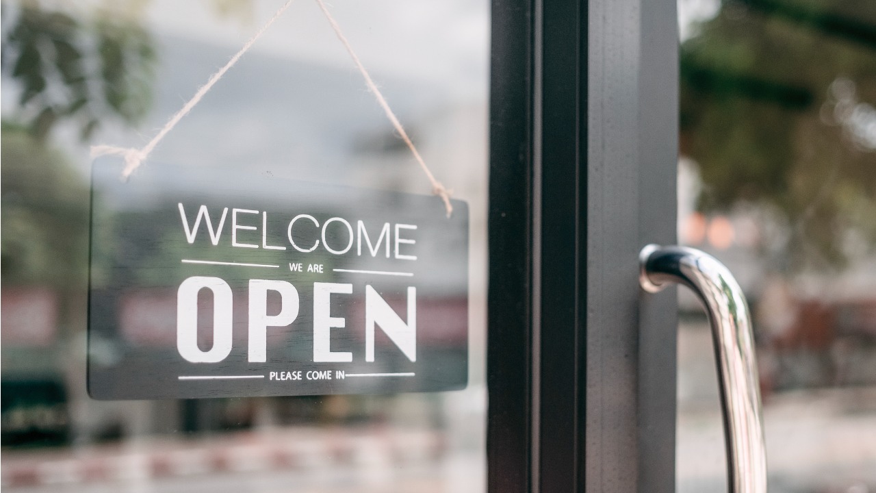 closeup-of-open-and-welcome-to-store-sign-board-at-the-door.jpg_s=1024x1024&w=is&k=20&c=Prg0fA8PgIssGmdacBEDzxEeaXJUO5XJtiuLFni2bcU=