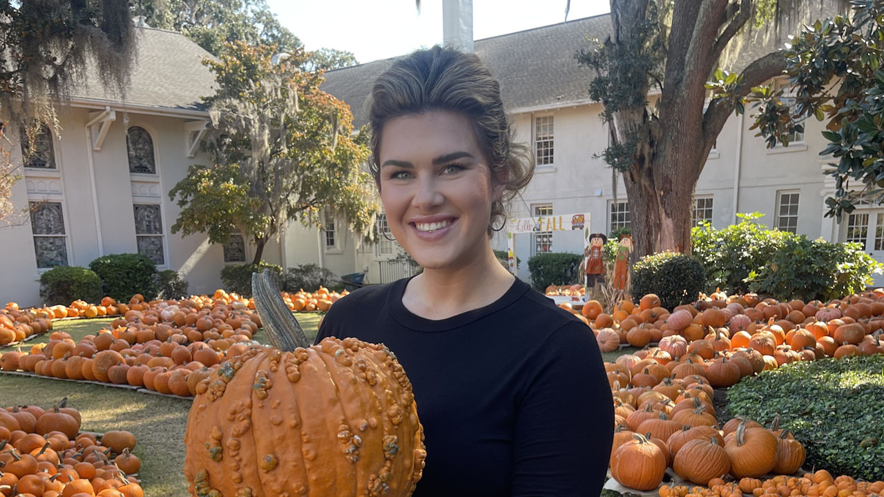 5 Way to Get Into the Fall Spirit at the Beach